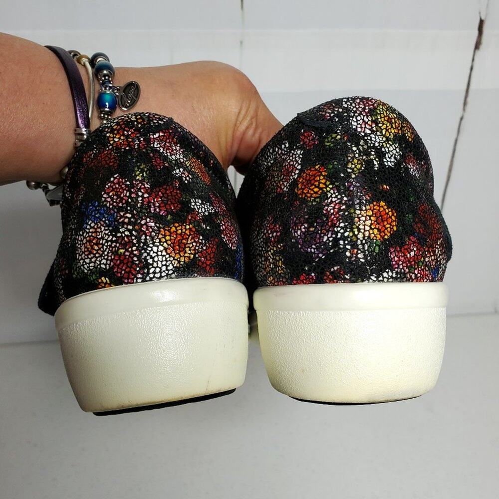 Traq Alegria Qin Garland Floral Print Leather Wedge Heel Professional Clogs 38 - Picture 10 of 12